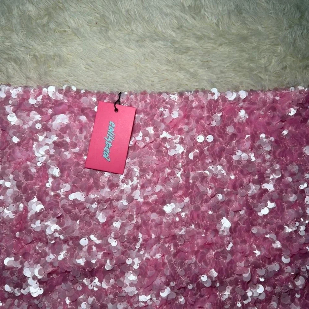 NWT Edikted Evelina Sequin Mini Skort Size Medium
